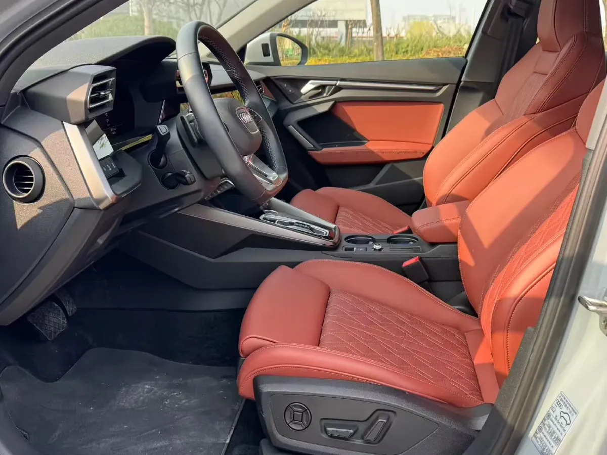 2025 Audi A3 1.5T 160HP L4 7DCT,autocango,china used car exporter,china ev exporter,chinese used car exporter,chinese used ev exporter