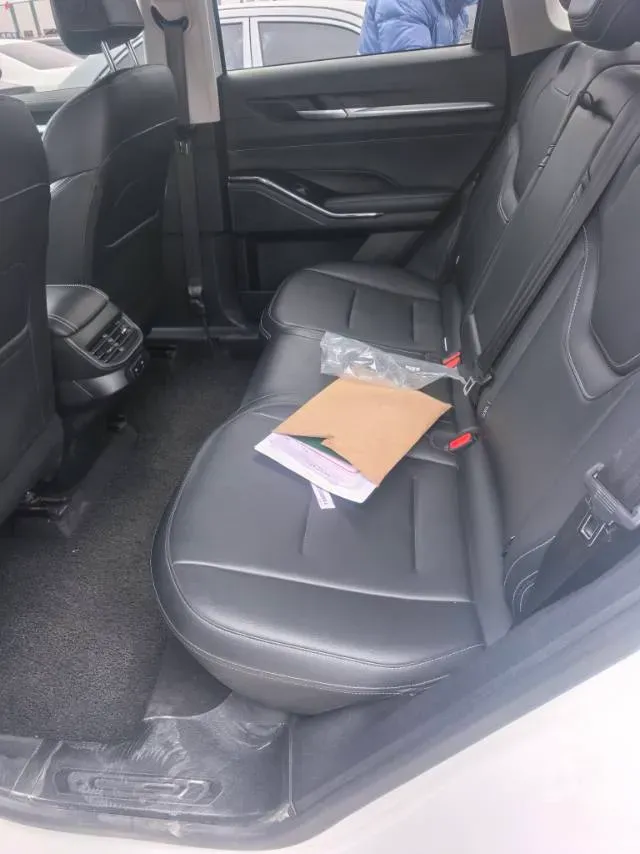 2022 Haval H6 1.5T 184HP L4 7DCT,autocango,china used car exporter,china ev exporter,chinese used car exporter,chinese used ev exporter