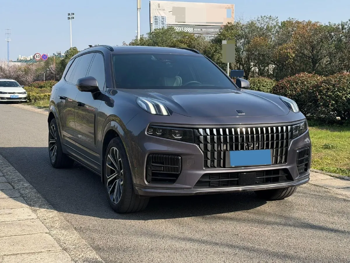 2023 LYNK&CO 09 EM-P 2.0T 254HP L4 3DHT PHEV 40.1KWH,autocango,china used car exporter,china ev exporter,chinese used car exporter,chinese used ev exporter
