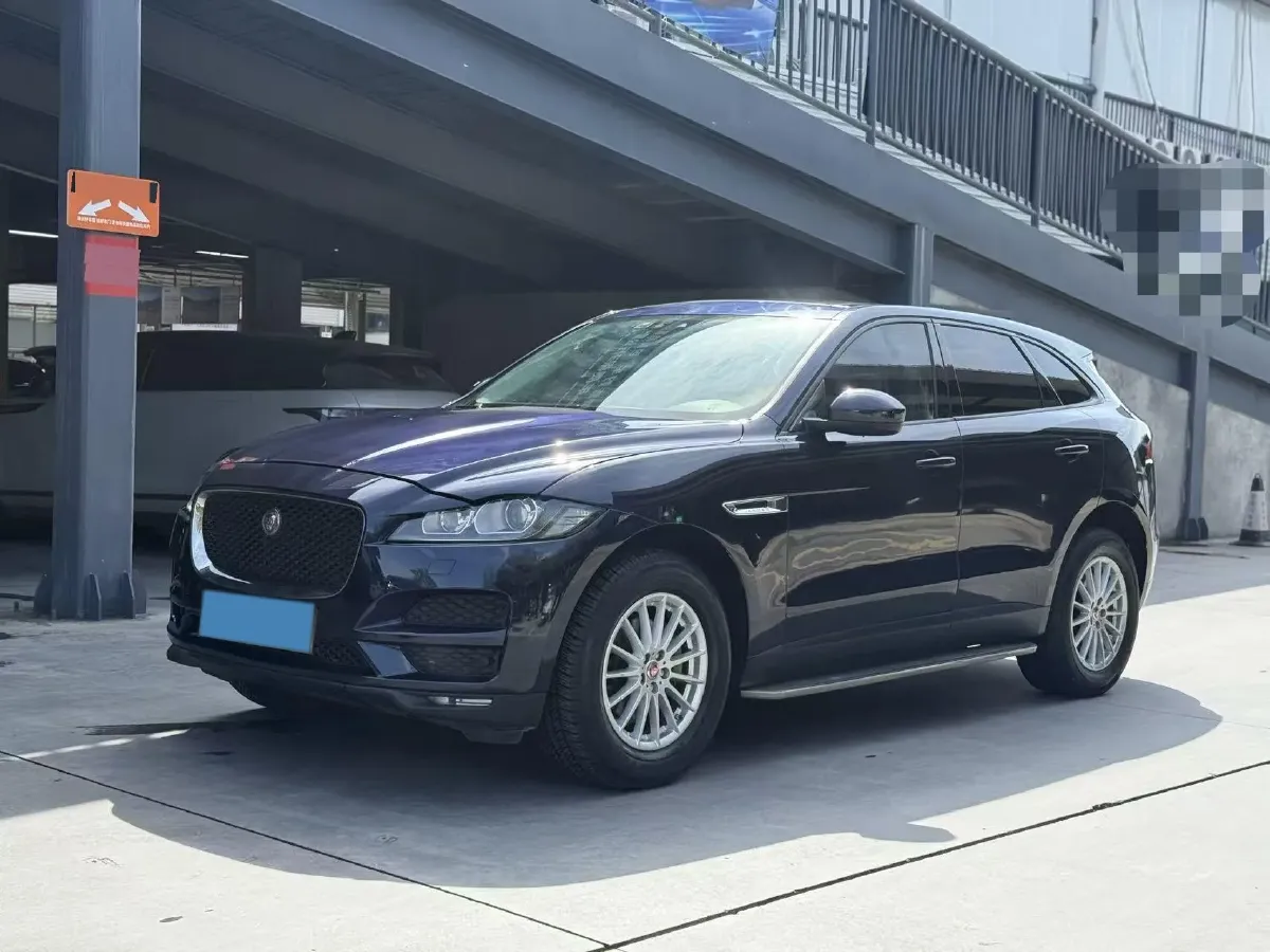 2018 Jaguar F-PACE 2.0T 250HP L4 8AT,autocango,china used car exporter,china ev exporter,chinese used car exporter,chinese used ev exporter