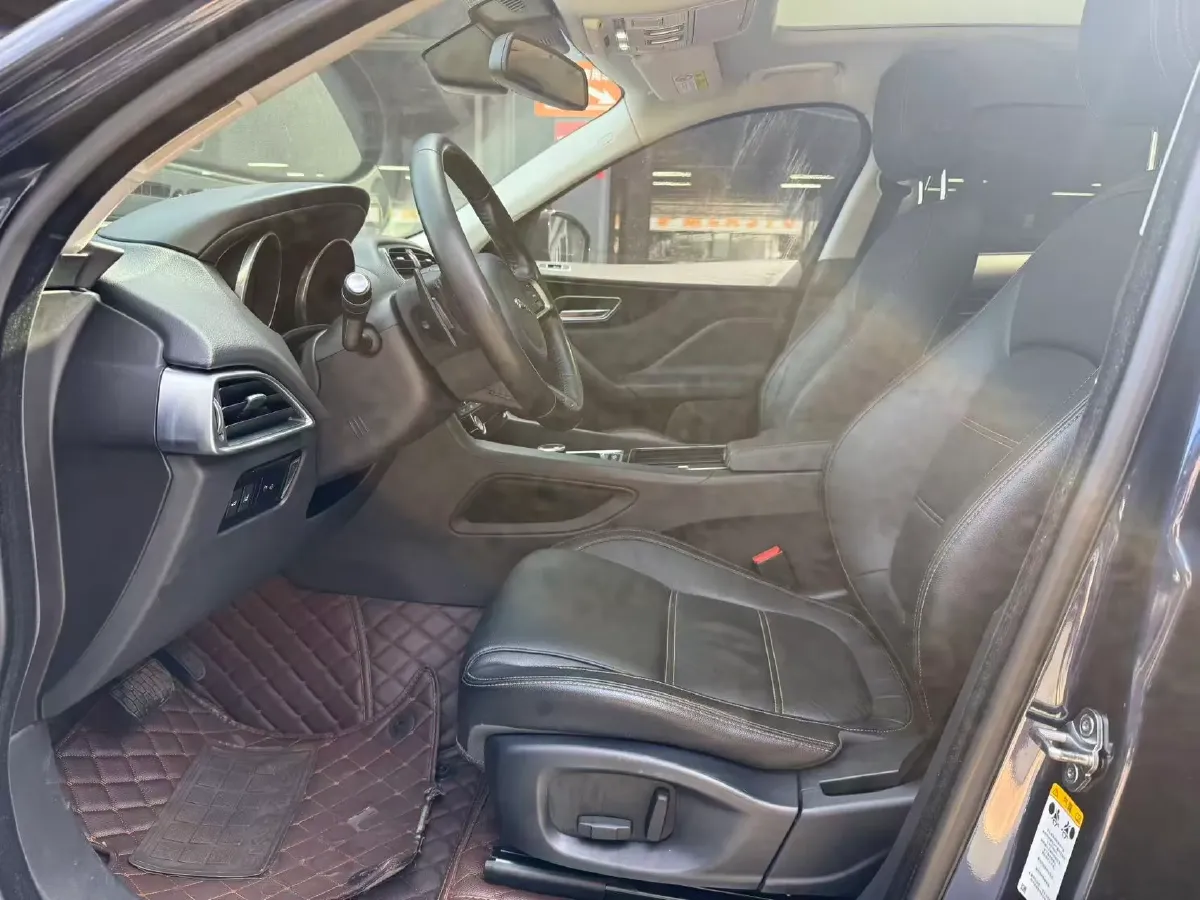 2018 Jaguar F-PACE 2.0T 250HP L4 8AT,autocango,china used car exporter,china ev exporter,chinese used car exporter,chinese used ev exporter