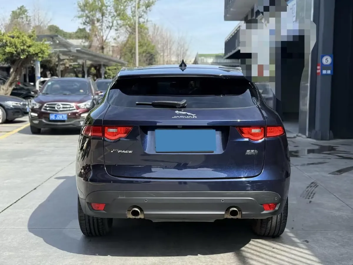 2018 Jaguar F-PACE 2.0T 250HP L4 8AT,autocango,china used car exporter,china ev exporter,chinese used car exporter,chinese used ev exporter