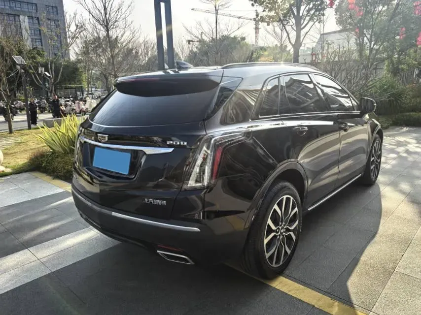 2022 Cadillac XT5 2.0T 237HP L4 9AT,autocango,china used car exporter,china ev exporter,chinese used car exporter,chinese used ev exporter