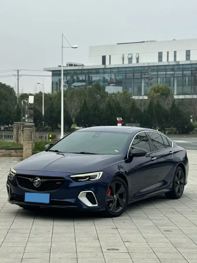 2019 Buick Regal 2.0T 261HP L4 9AT,autocango,china used car exporter,china ev exporter,chinese used car exporter,chinese used ev exporter