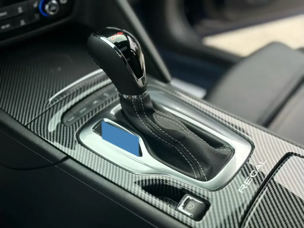 2019 Buick Regal 2.0T 261HP L4 9AT,autocango,china used car exporter,china ev exporter,chinese used car exporter,chinese used ev exporter