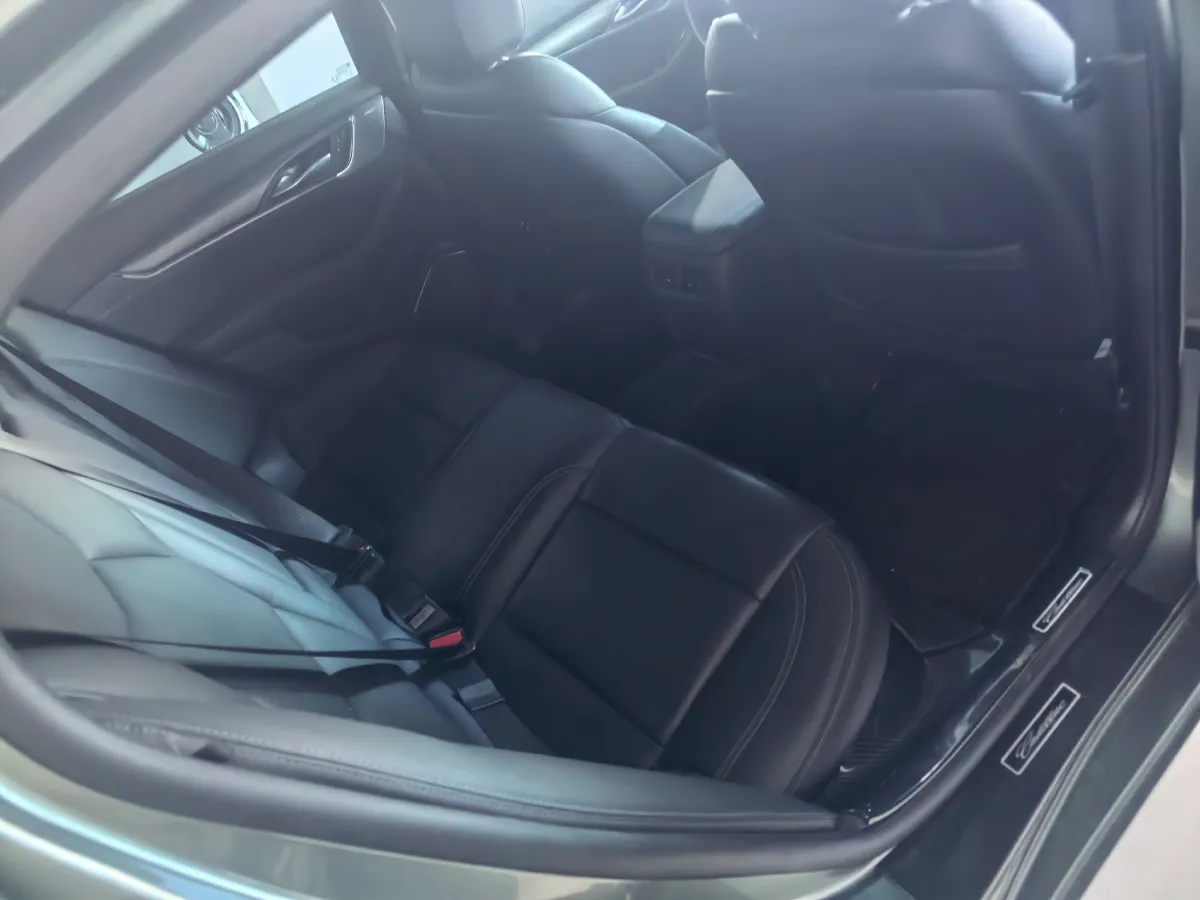 2023 Cadillac CT5 2.0T 237HP L4 10AT,autocango,china used car exporter,china ev exporter,chinese used car exporter,chinese used ev exporter