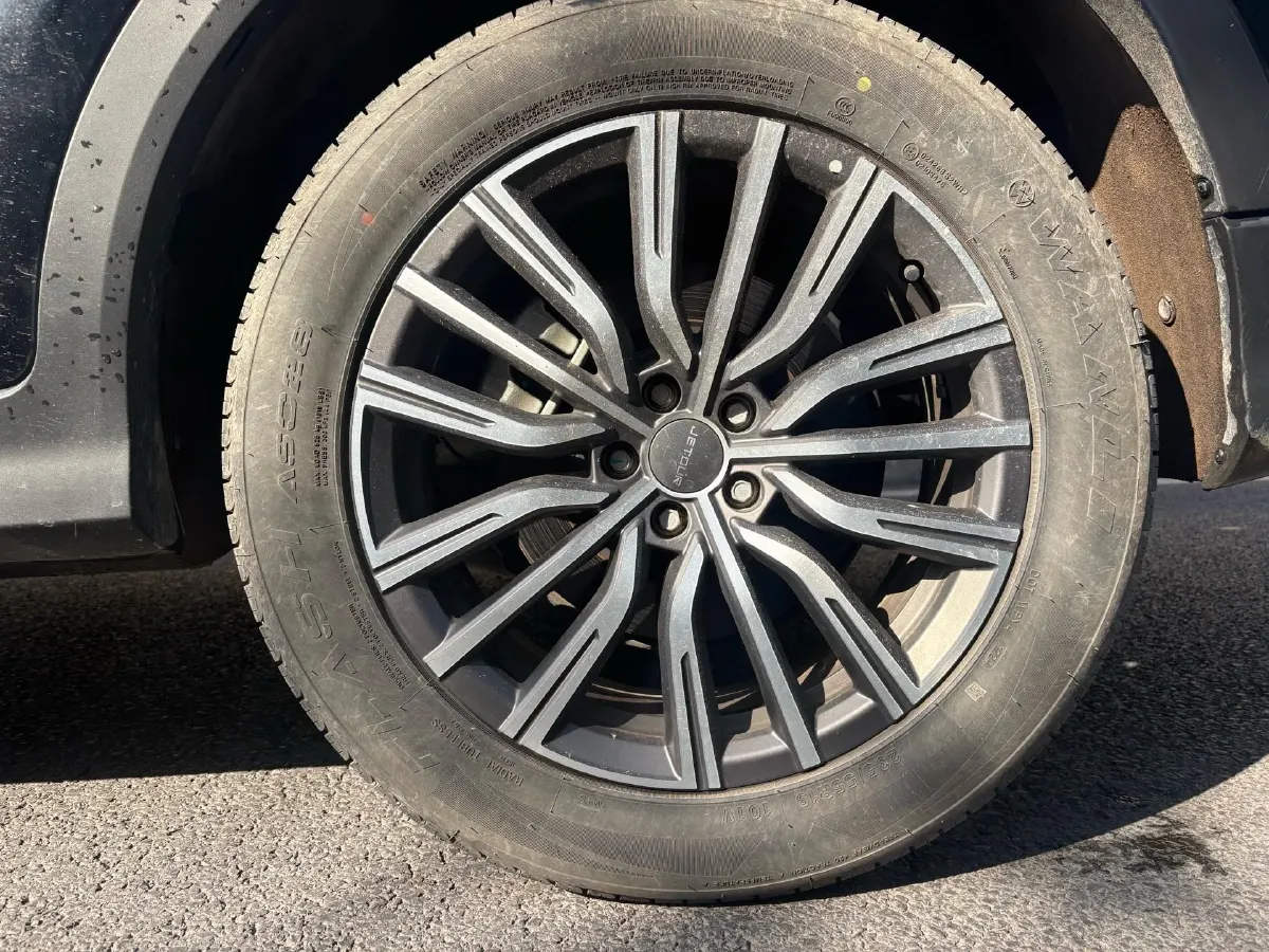 2024 Jetour X70 Plus 1.6T 197HP L4 7DCT,autocango,china used car exporter,china ev exporter,chinese used car exporter,chinese used ev exporter