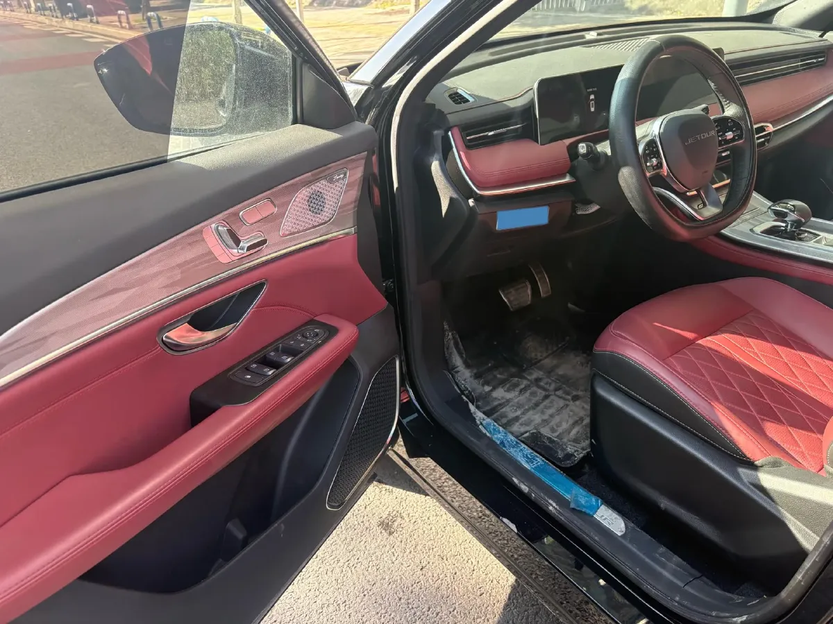 2024 Jetour X70 Plus 1.6T 197HP L4 7DCT,autocango,china used car exporter,china ev exporter,chinese used car exporter,chinese used ev exporter