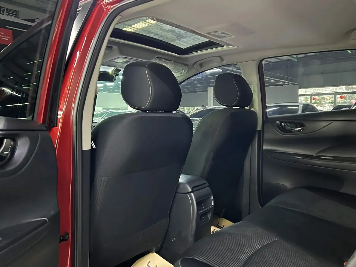 2021 Nissan Tiida 1.6L 122HP L4 CVT,autocango,china used car exporter,china ev exporter,chinese used car exporter,chinese used ev exporter