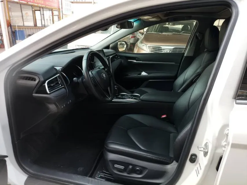 2023 Toyota Camry 2.5L 178HP L4 E-CVT Hybrid,autocango,china used car exporter,china ev exporter,chinese used car exporter,chinese used ev exporter