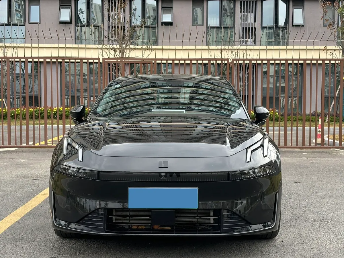 2024 LYNK&CO 07 EM-P 1.5T 163HP L4 3DHT PHEV 18.99KWH,autocango,china used car exporter,china ev exporter,chinese used car exporter,chinese used ev exporter