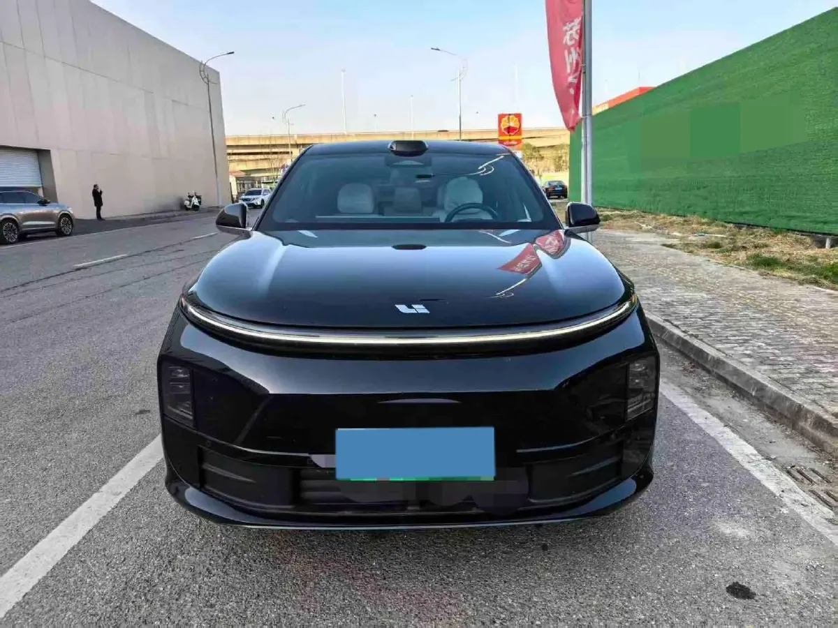 2024 Li L6 Range Extended 154HP L4 REEV 36.8KWH,autocango,china used car exporter,china ev exporter,chinese used car exporter,chinese used ev exporter