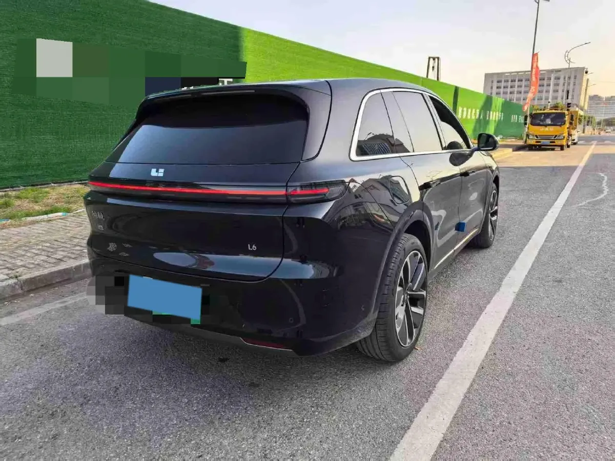 2024 Li L6 Range Extended 154HP L4 REEV 36.8KWH,autocango,china used car exporter,china ev exporter,chinese used car exporter,chinese used ev exporter