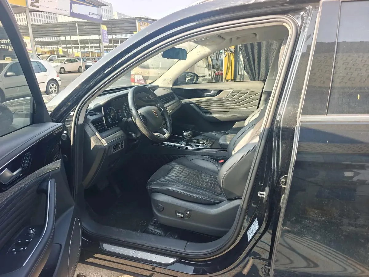 2022 HongQi HS5 2.0T 224HP L4 6AT,autocango,china used car exporter,china ev exporter,chinese used car exporter,chinese used ev exporter