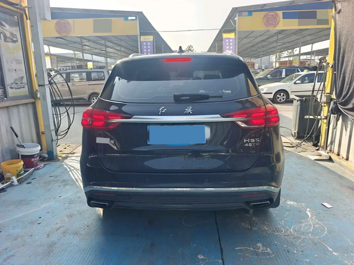 2022 HongQi HS5 2.0T 224HP L4 6AT,autocango,china used car exporter,china ev exporter,chinese used car exporter,chinese used ev exporter