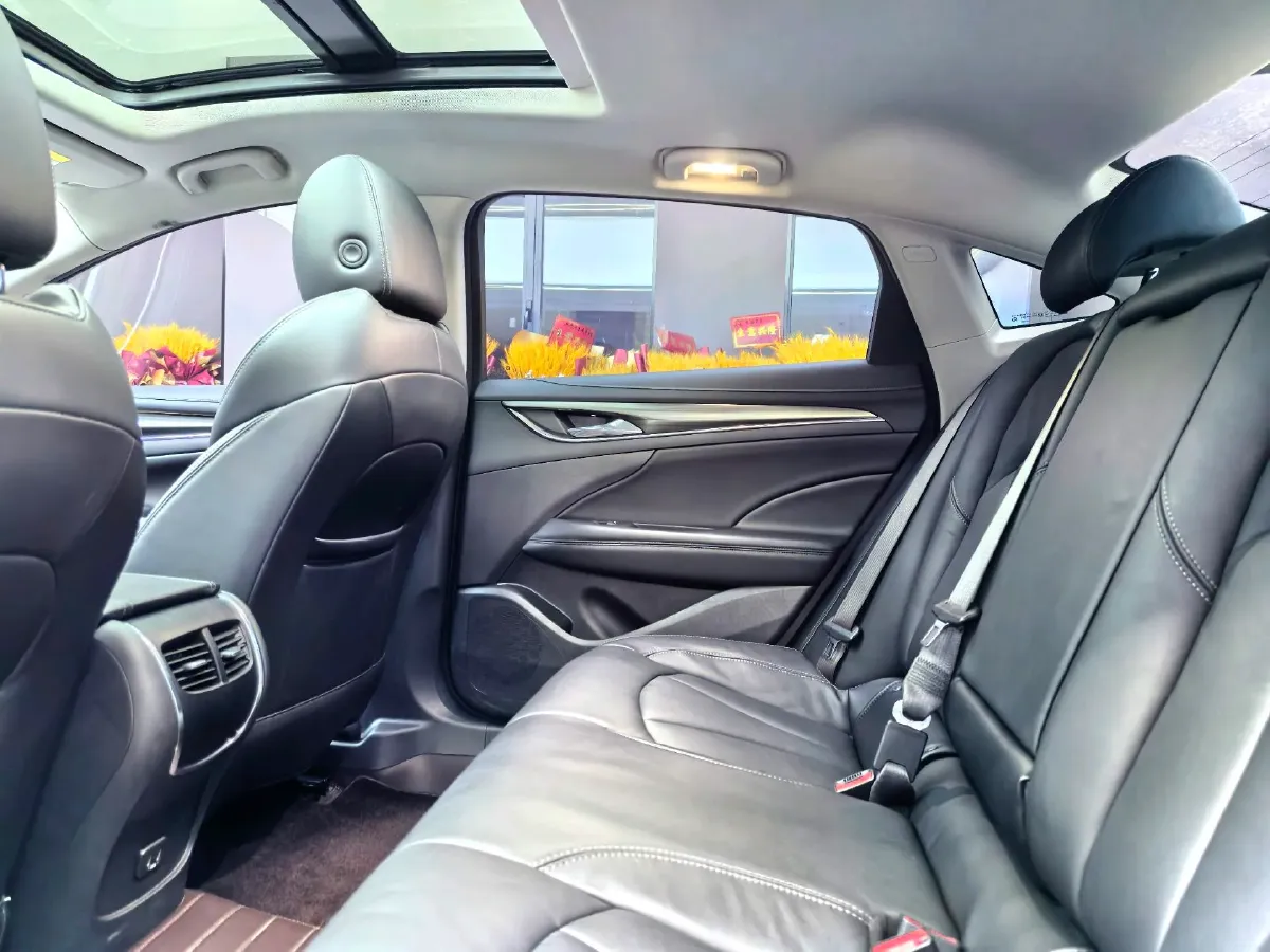 2021 Buick Larcosse 2.0T 237HP L4 9AT,autocango,china used car exporter,china ev exporter,chinese used car exporter,chinese used ev exporter