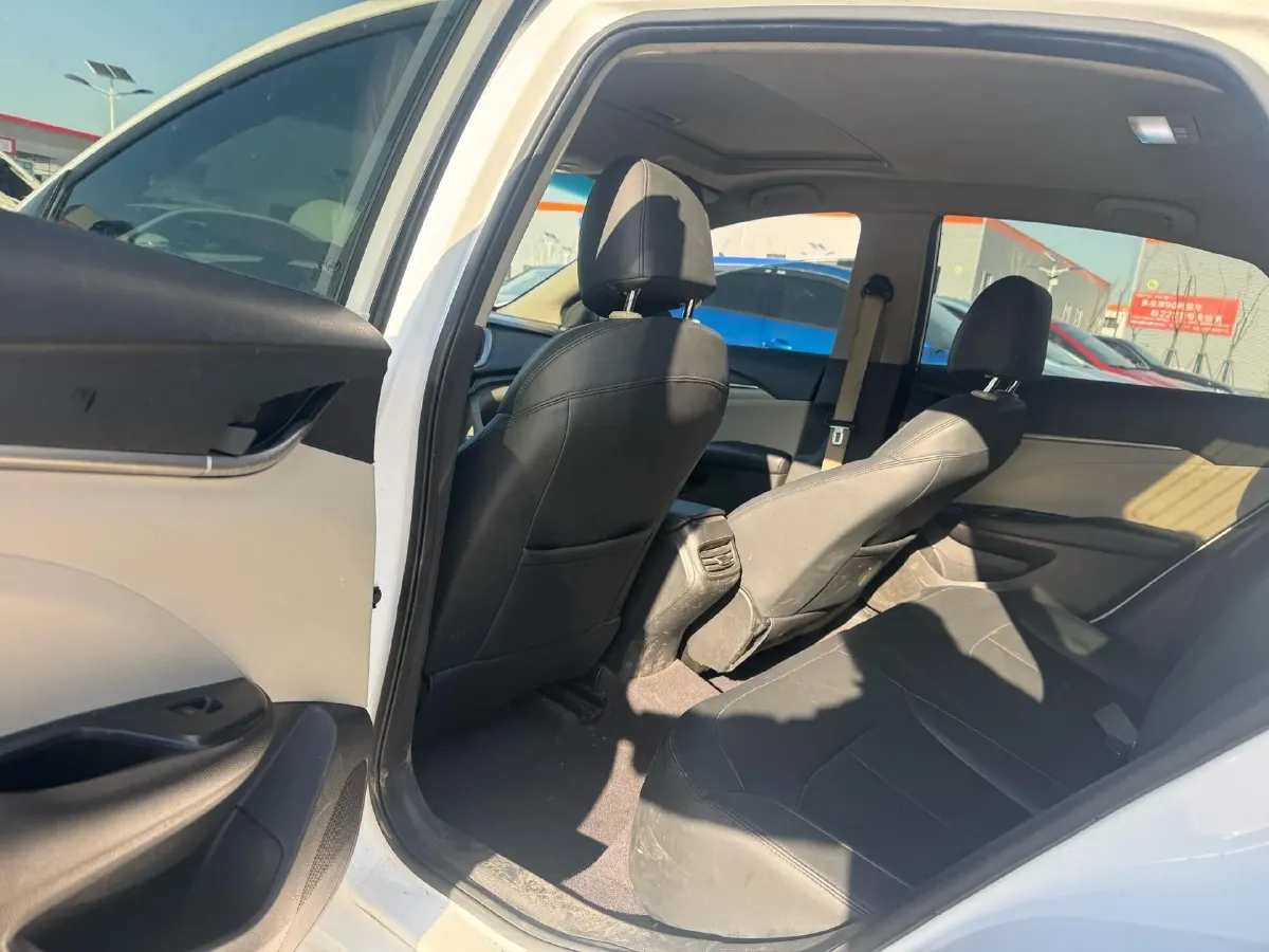 2019 Buick Excelle 1.0T 125HP L3 6MT,autocango,china used car exporter,china ev exporter,chinese used car exporter,chinese used ev exporter