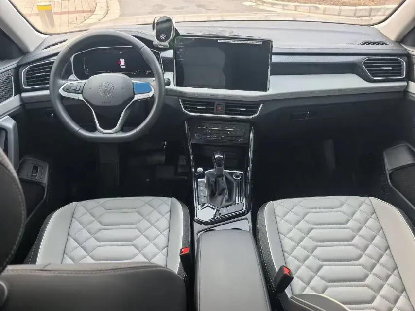 2024 Volkswagen Tayron 1.5T 160HP L4 7DCT,autocango,china used car exporter,china ev exporter,chinese used car exporter,chinese used ev exporter