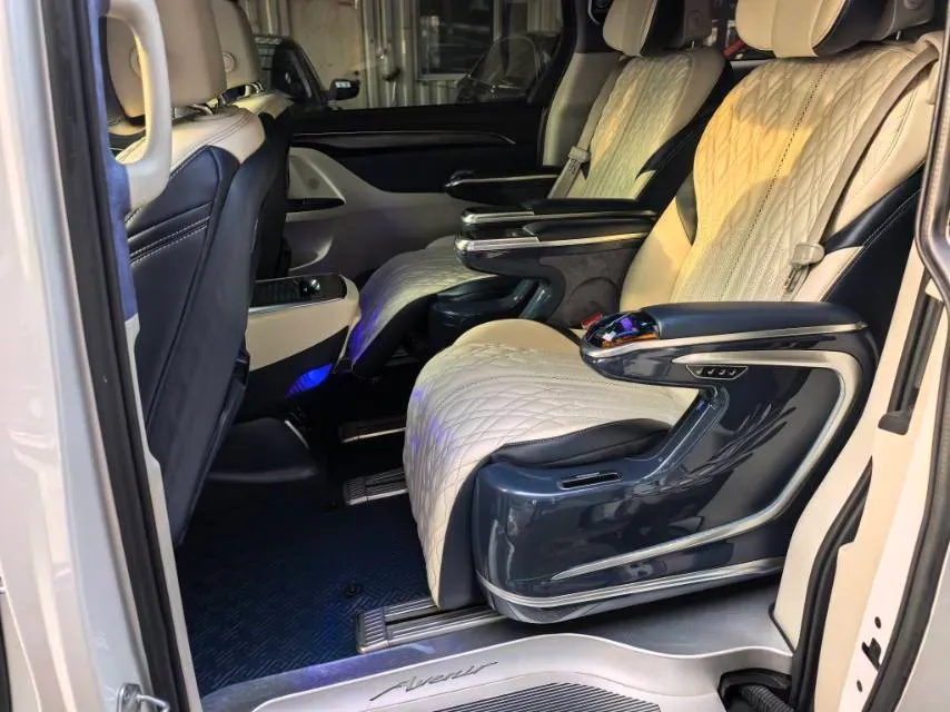 2020 Buick GL8 2.0T 237HP L4 9AT,autocango,china used car exporter,china ev exporter,chinese used car exporter,chinese used ev exporter