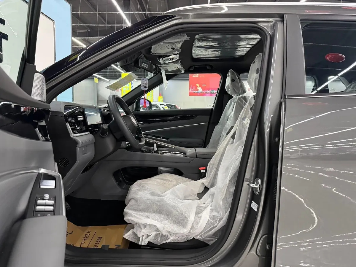 2026 Geely Azkarra 1.5T 181HP L4 7DCT,autocango,china used car exporter,china ev exporter,chinese used car exporter,chinese used ev exporter