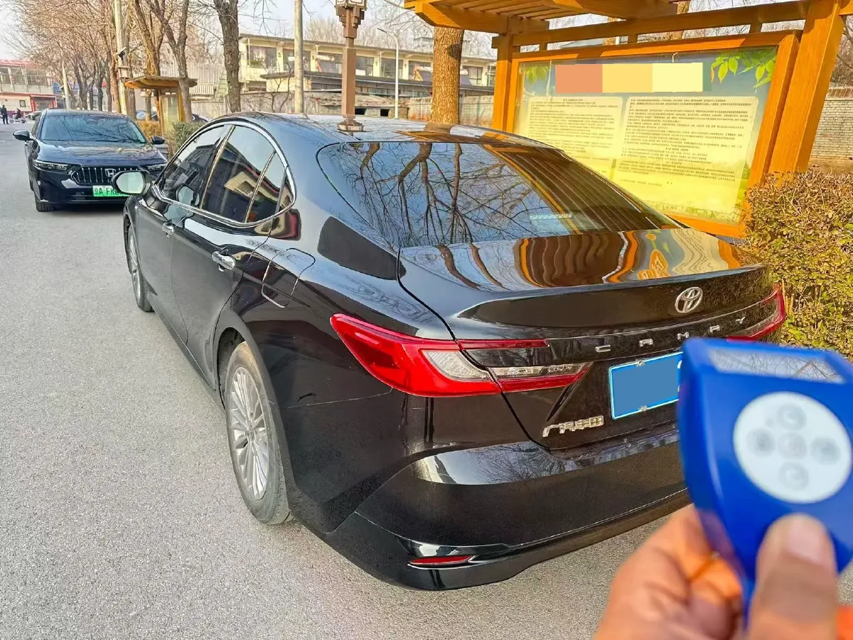 2024 Toyota Camry 2.0L 152HP L4 E-CVT Hybrid,autocango,china used car exporter,china ev exporter,chinese used car exporter,chinese used ev exporter