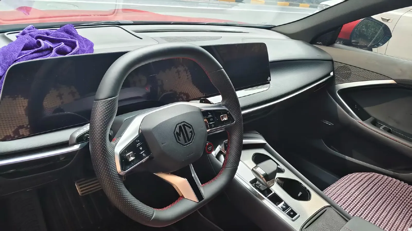 2023 MG 7 1.5T 188HP L4 7DCT,autocango,china used car exporter,china ev exporter,chinese used car exporter,chinese used ev exporter