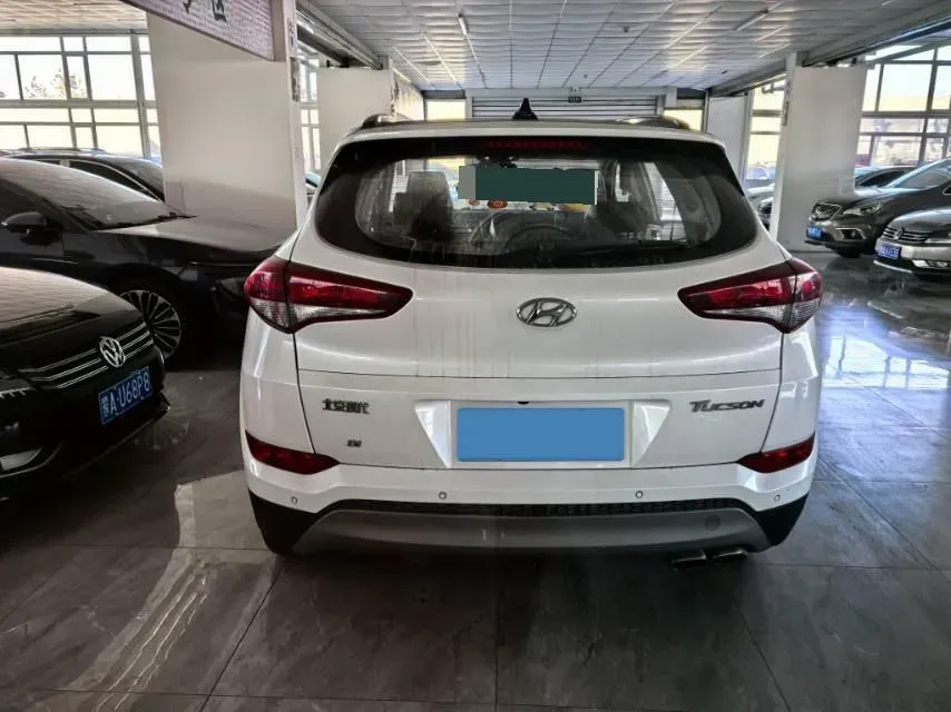 2015 Hyundai Tucson 1.6T 177HP L4 7DCT,autocango,china used car exporter,china ev exporter,chinese used car exporter,chinese used ev exporter