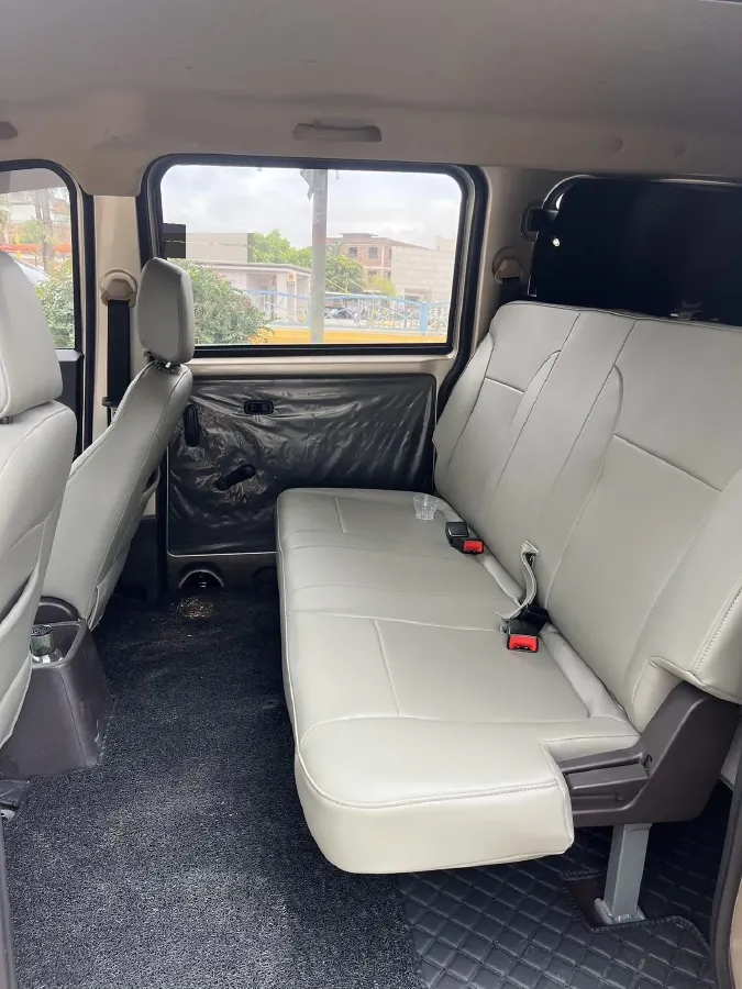 2021 WuLing HongGuang V 1.5L 99HP L4 6MT,autocango,china used car exporter,china ev exporter,chinese used car exporter,chinese used ev exporter