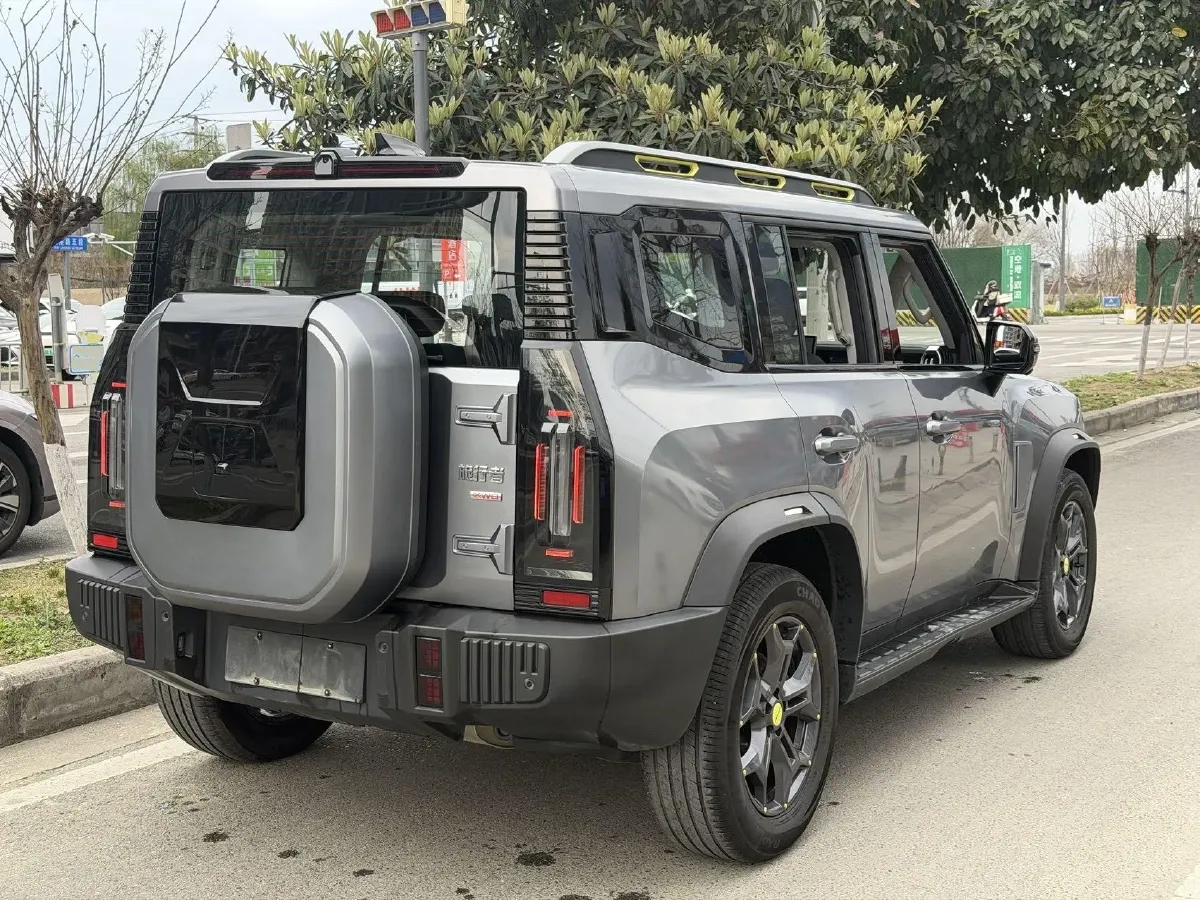 2023 Jetour Traveller 2.0T 254HP L4 7DCT,autocango,china used car exporter,china ev exporter,chinese used car exporter,chinese used ev exporter