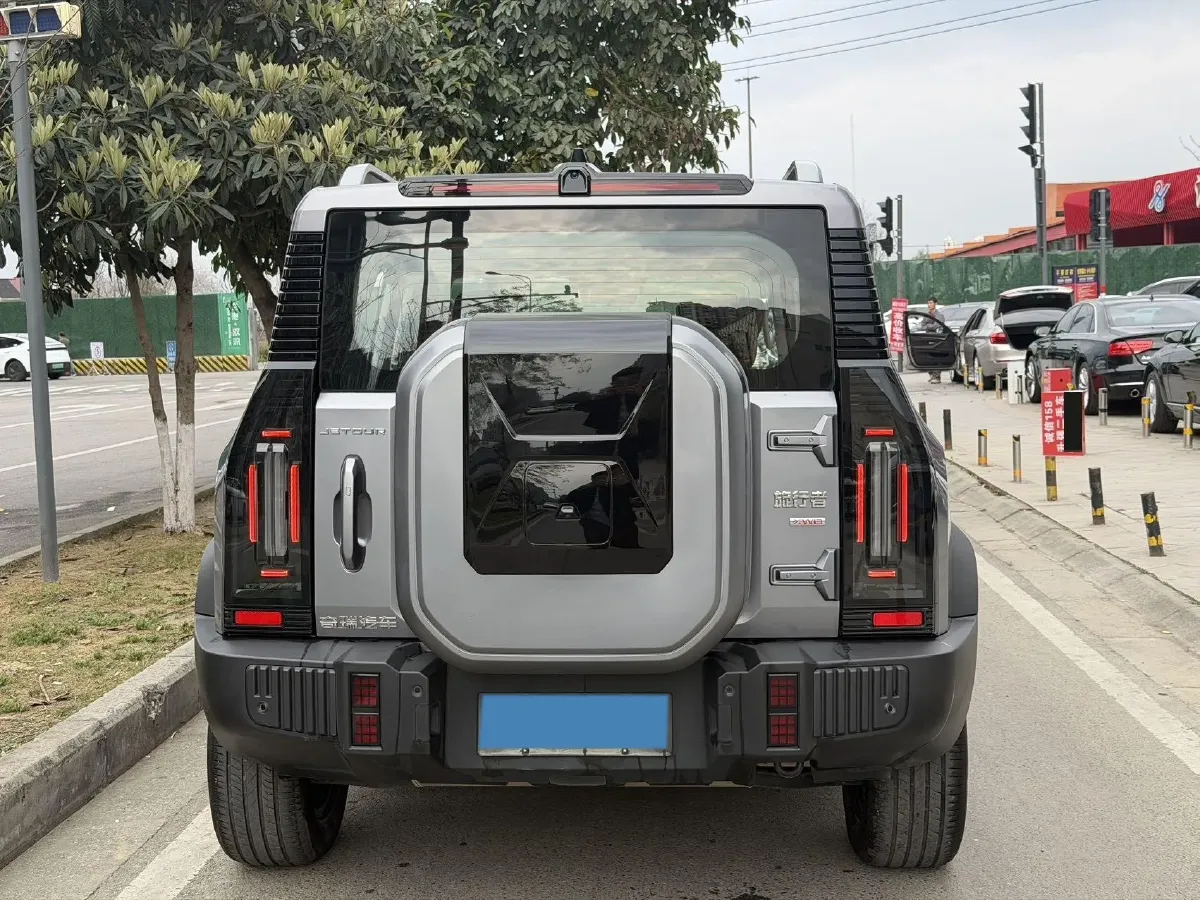 2023 Jetour Traveller 2.0T 254HP L4 7DCT,autocango,china used car exporter,china ev exporter,chinese used car exporter,chinese used ev exporter