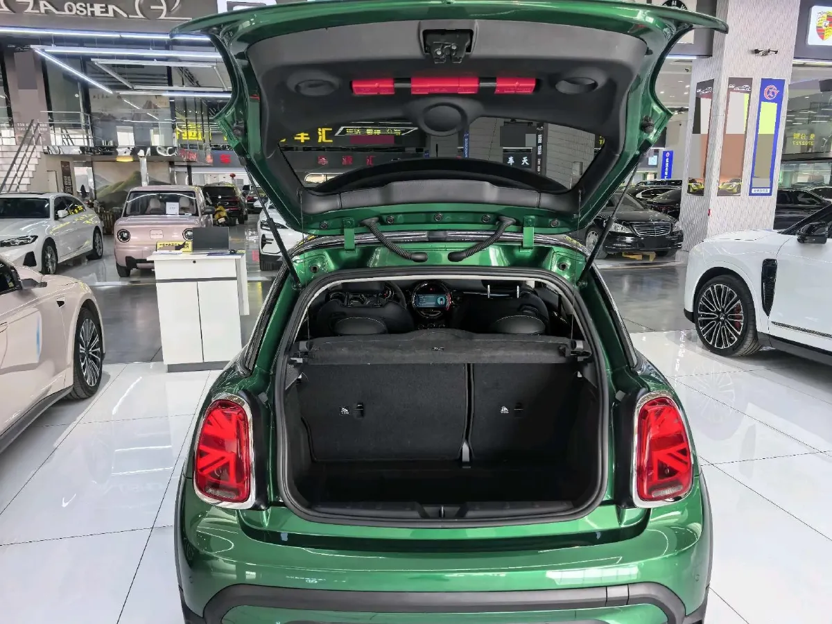 2023 MINI MINI 1.5T 136HP L3 7DCT,autocango,china used car exporter,china ev exporter,chinese used car exporter,chinese used ev exporter