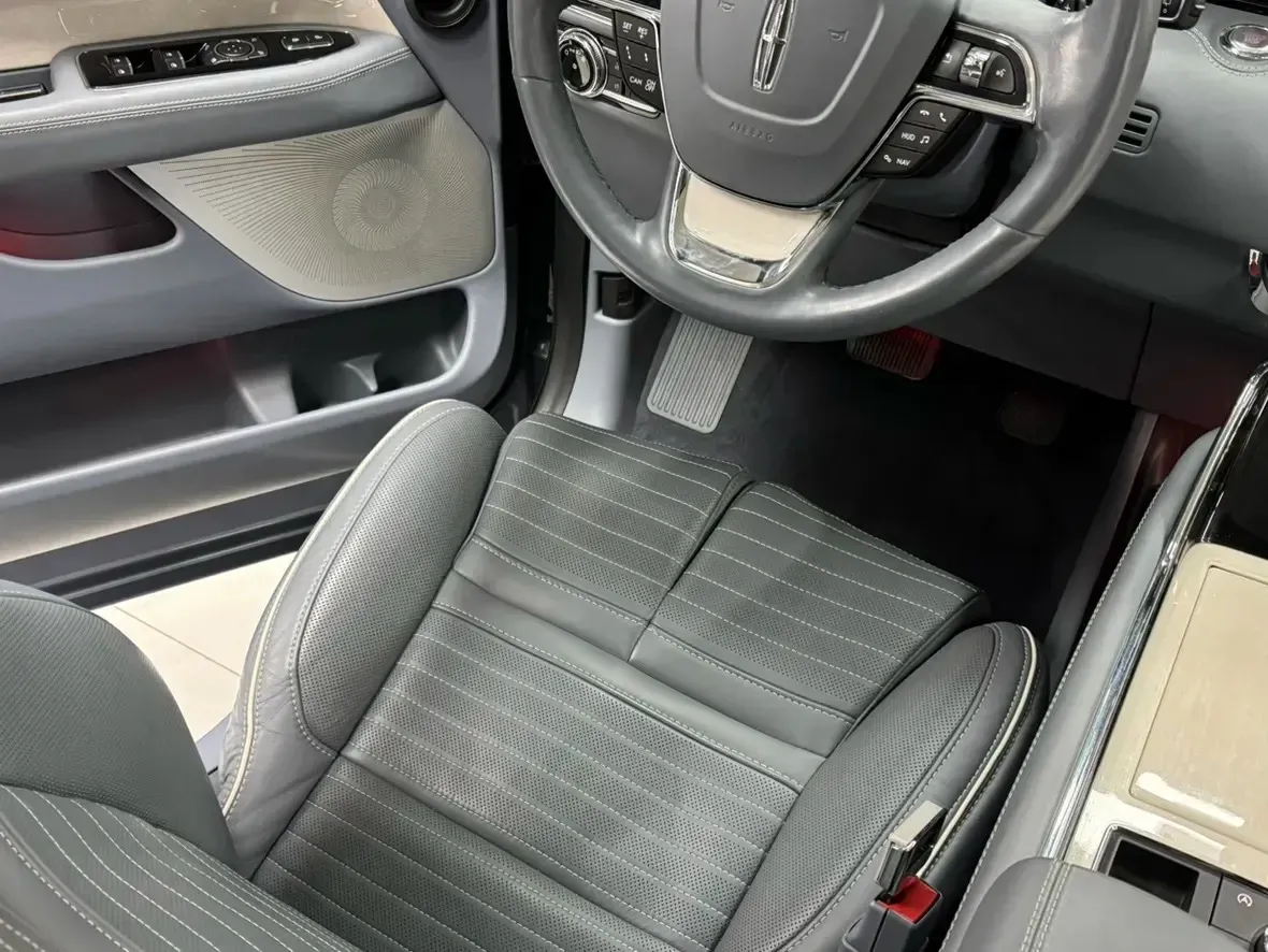 2019 Lincoln Navigator 3.5T 388HP V6 10AT,autocango,china used car exporter,china ev exporter,chinese used car exporter,chinese used ev exporter