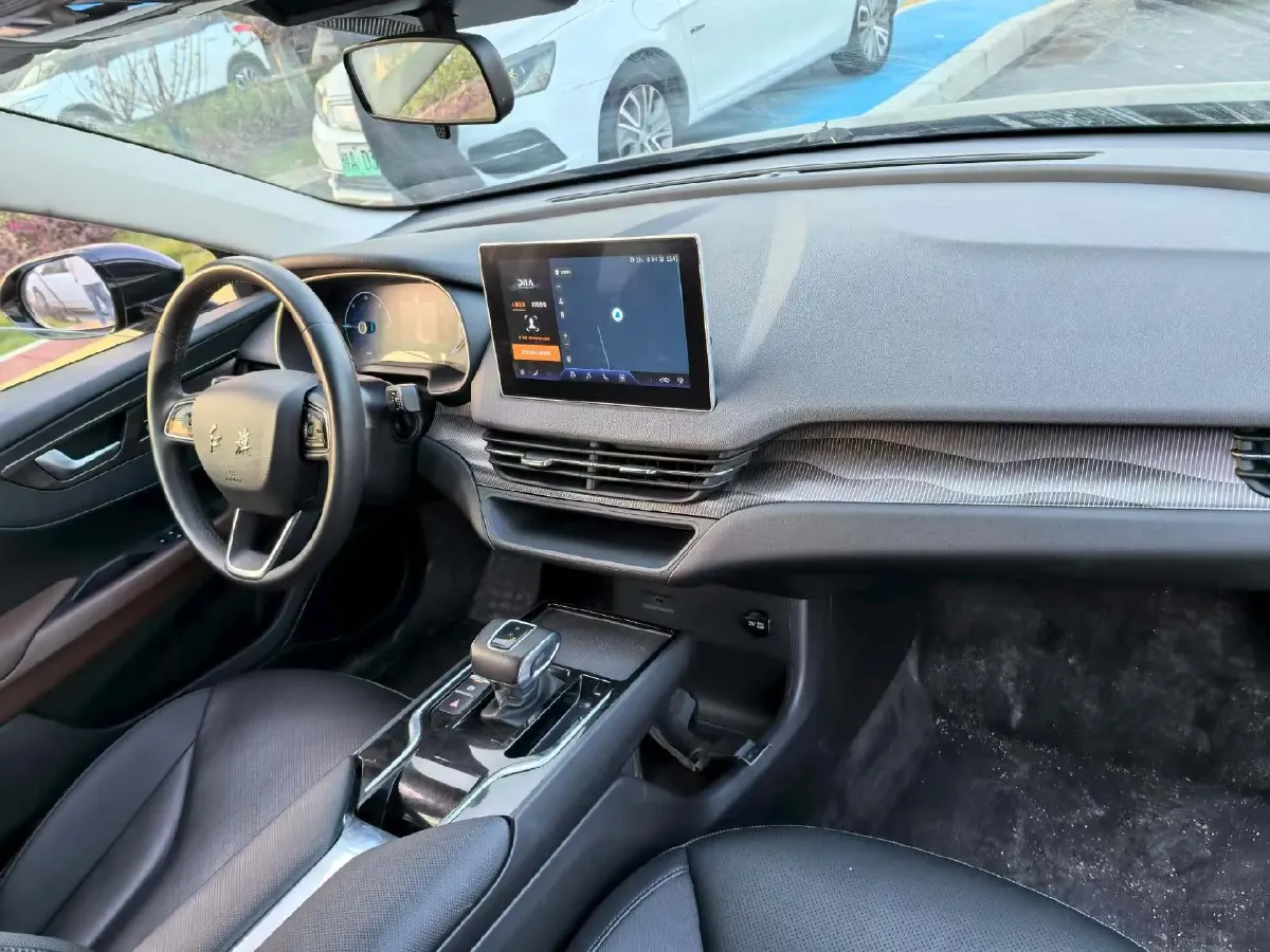 2022 HongQi E-QM5 BEV 56KWH,autocango,china used car exporter,china ev exporter,chinese used car exporter,chinese used ev exporter