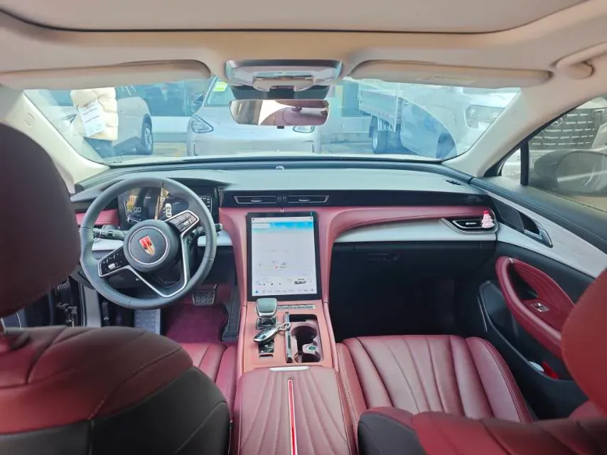 2025 HongQi H5 1.5T 169HP L4 7DCT,autocango,china used car exporter,china ev exporter,chinese used car exporter,chinese used ev exporter