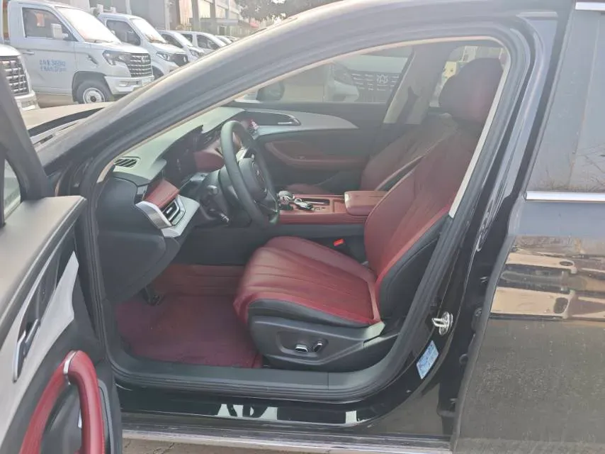 2025 HongQi H5 1.5T 169HP L4 7DCT,autocango,china used car exporter,china ev exporter,chinese used car exporter,chinese used ev exporter