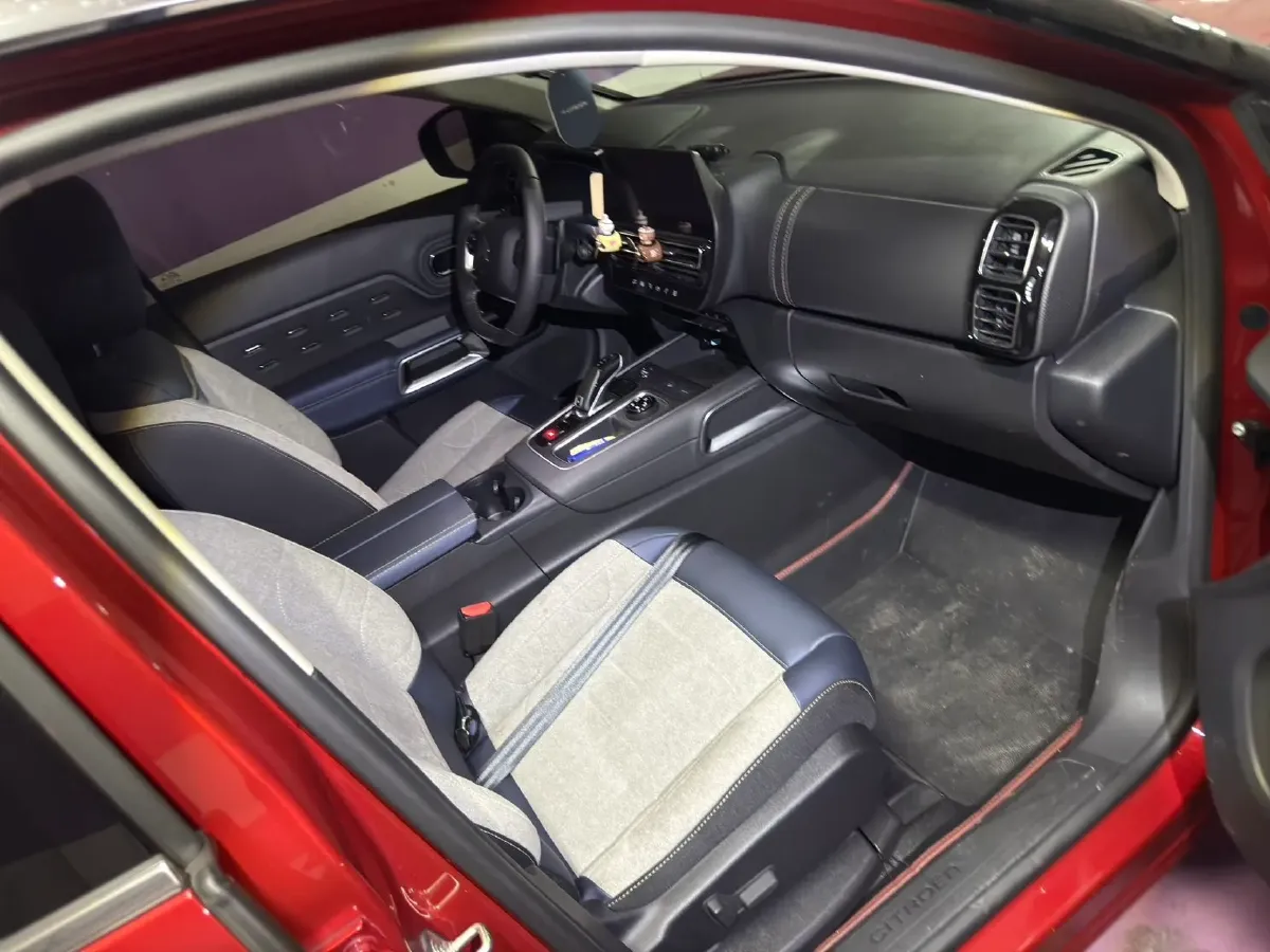 2022 Geely Monjaro 1.5T 150HP L3 3DHT Hybrid,autocango,china used car exporter,china ev exporter,chinese used car exporter,chinese used ev exporter