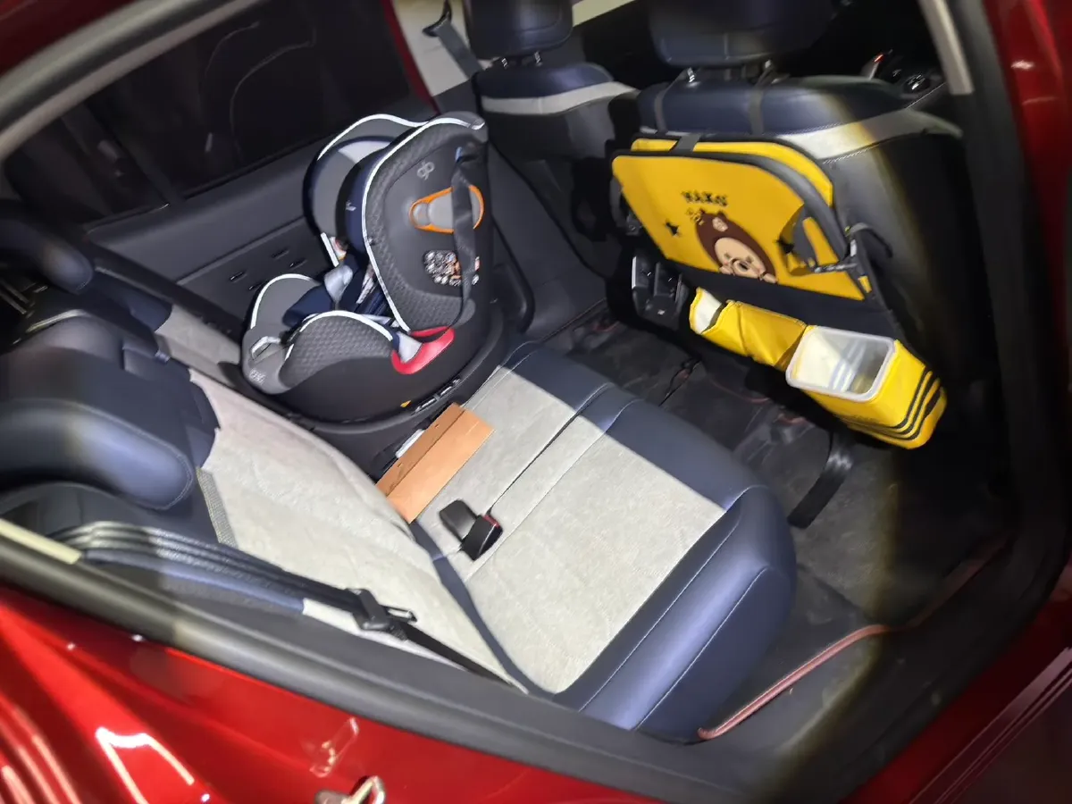 2022 Geely Monjaro 1.5T 150HP L3 3DHT Hybrid,autocango,china used car exporter,china ev exporter,chinese used car exporter,chinese used ev exporter