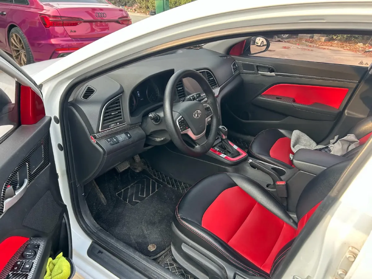 2016 Hyundai Elantra 1.6L 130HP L4 6AT,autocango,china used car exporter,china ev exporter,chinese used car exporter,chinese used ev exporter