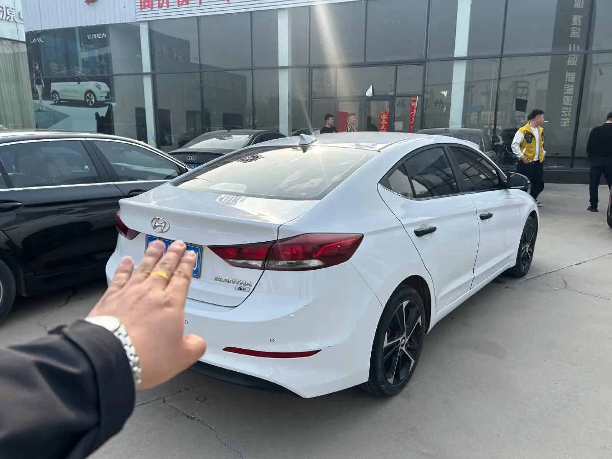 2016 Hyundai Elantra 1.6L 130HP L4 6AT,autocango,china used car exporter,china ev exporter,chinese used car exporter,chinese used ev exporter