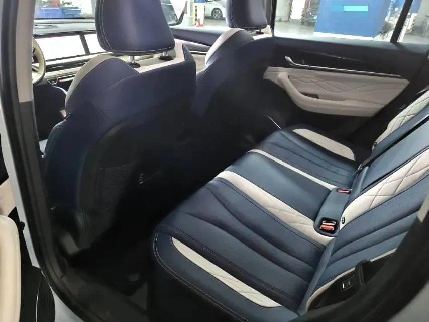 2022 Citroen C5 X 1.6T 175HP L4 8AT,autocango,china used car exporter,china ev exporter,chinese used car exporter,chinese used ev exporter