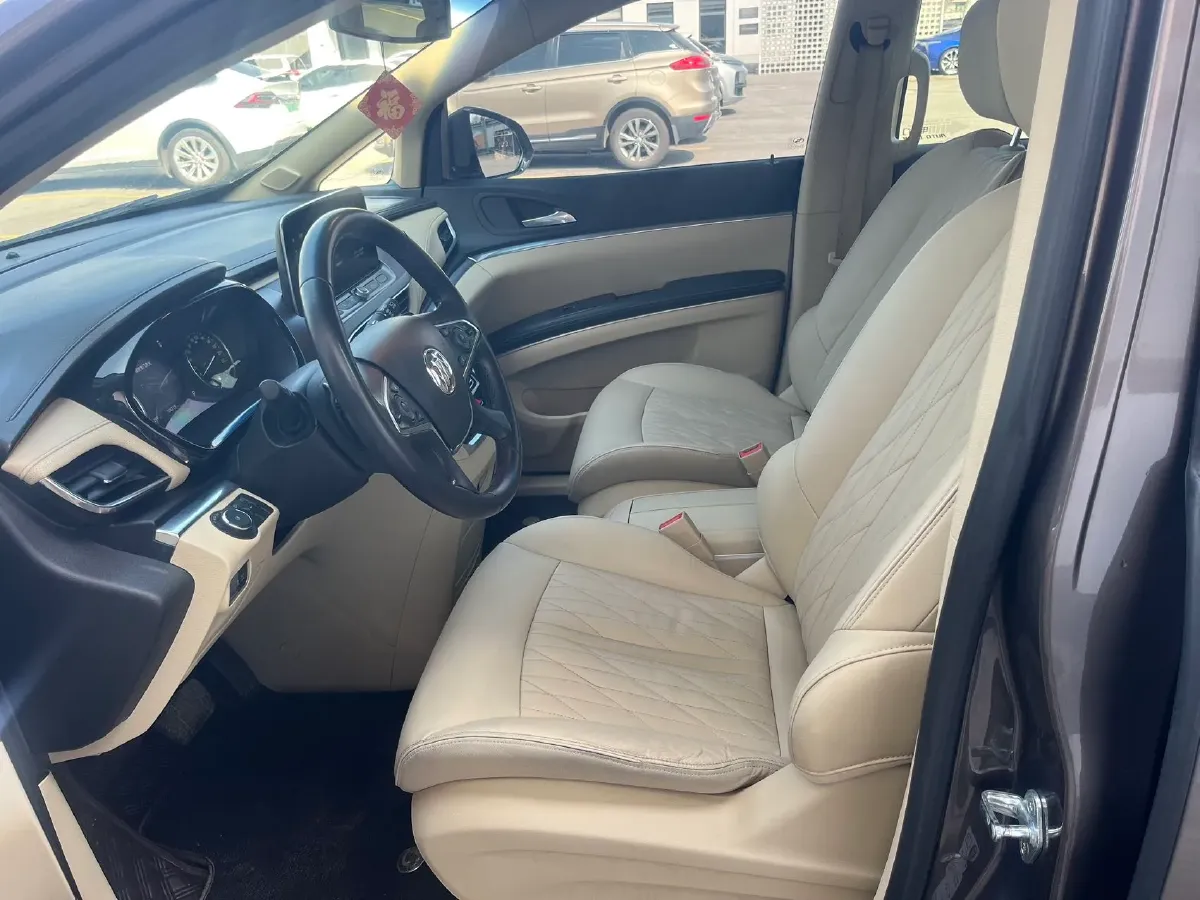 2023 Buick GL8 2.0T 237HP L4 9AT,autocango,china used car exporter,china ev exporter,chinese used car exporter,chinese used ev exporter