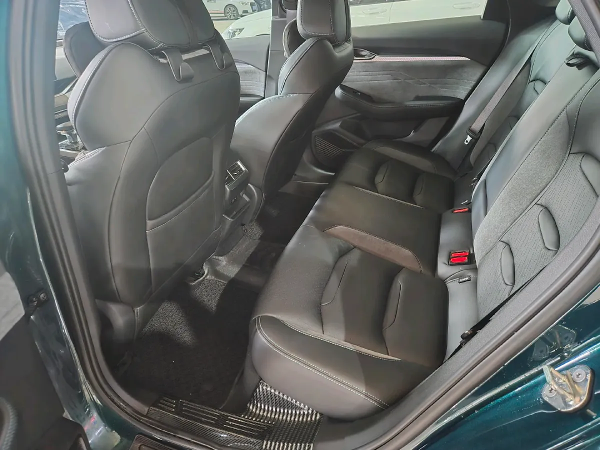 2023 Geely Preface 2.0T 190HP L4 7DCT,autocango,china used car exporter,china ev exporter,chinese used car exporter,chinese used ev exporter