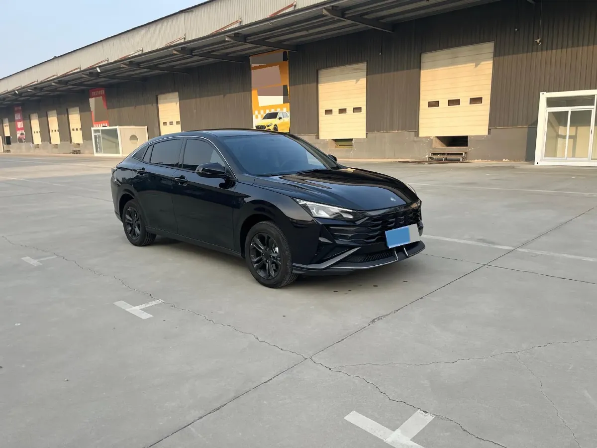 2025 DongFeng Aeolus YiXuan 1.5L 125HP L4 6DCT,autocango,china used car exporter,china ev exporter,chinese used car exporter,chinese used ev exporter