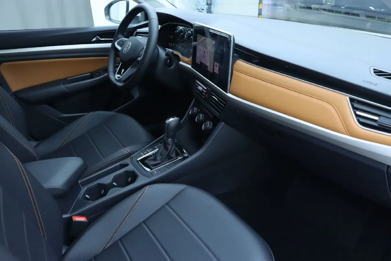 2023 Volkswagen Bora 1.2T 116HP L4 7DCT,autocango,china used car exporter,china ev exporter,chinese used car exporter,chinese used ev exporter