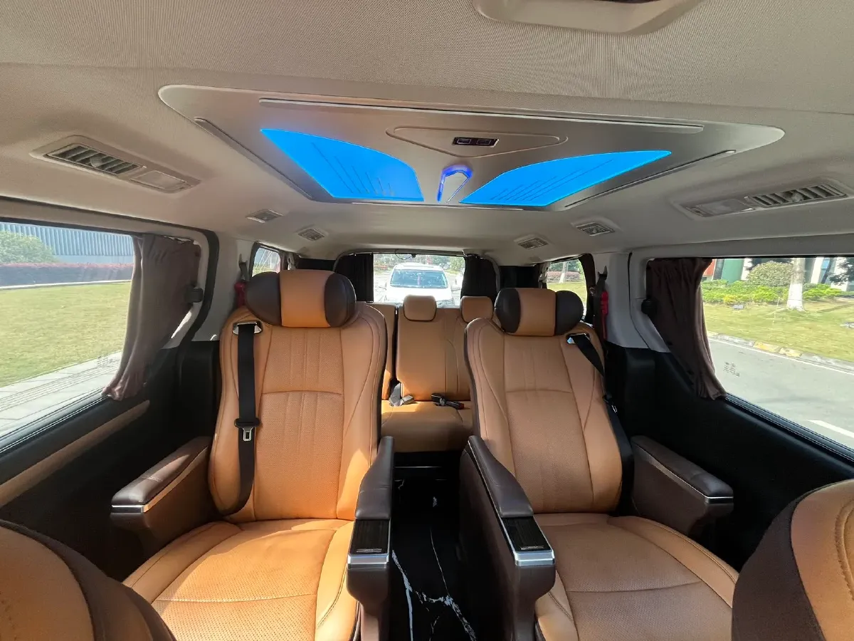 2023 MAXUS G20 2.0T 163HP L4 8AT,autocango,china used car exporter,china ev exporter,chinese used car exporter,chinese used ev exporter