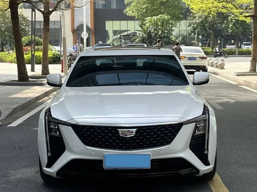 2024 Cadillac CT5 2.0T 237HP L4 10AT,autocango,china used car exporter,china ev exporter,chinese used car exporter,chinese used ev exporter