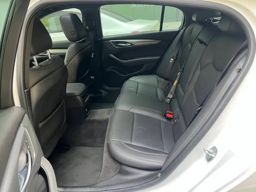 2024 Cadillac CT5 2.0T 237HP L4 10AT,autocango,china used car exporter,china ev exporter,chinese used car exporter,chinese used ev exporter