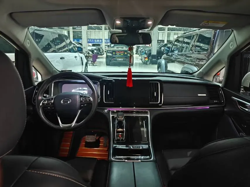 2021 GAC Trumpchi M8 2.0T 252HP L4 8AT,autocango,china used car exporter,china ev exporter,chinese used car exporter,chinese used ev exporter