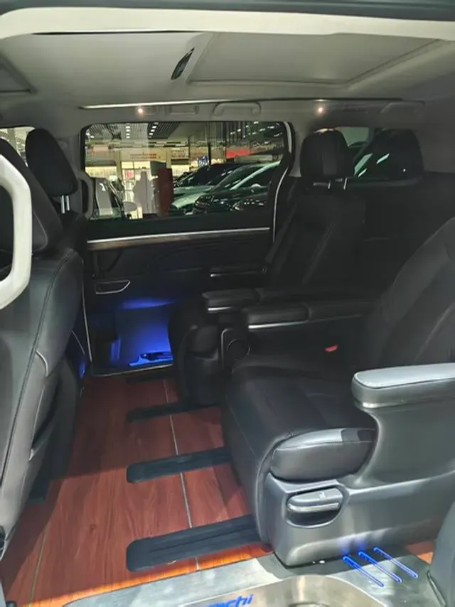 2021 GAC Trumpchi M8 2.0T 252HP L4 8AT,autocango,china used car exporter,china ev exporter,chinese used car exporter,chinese used ev exporter