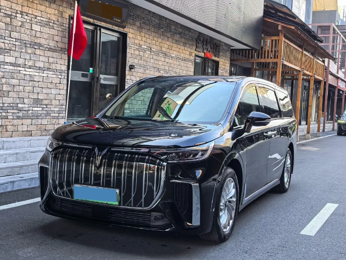 2022 Voyah Dream BEV 82KWH,autocango,china used car exporter,china ev exporter,chinese used car exporter,chinese used ev exporter